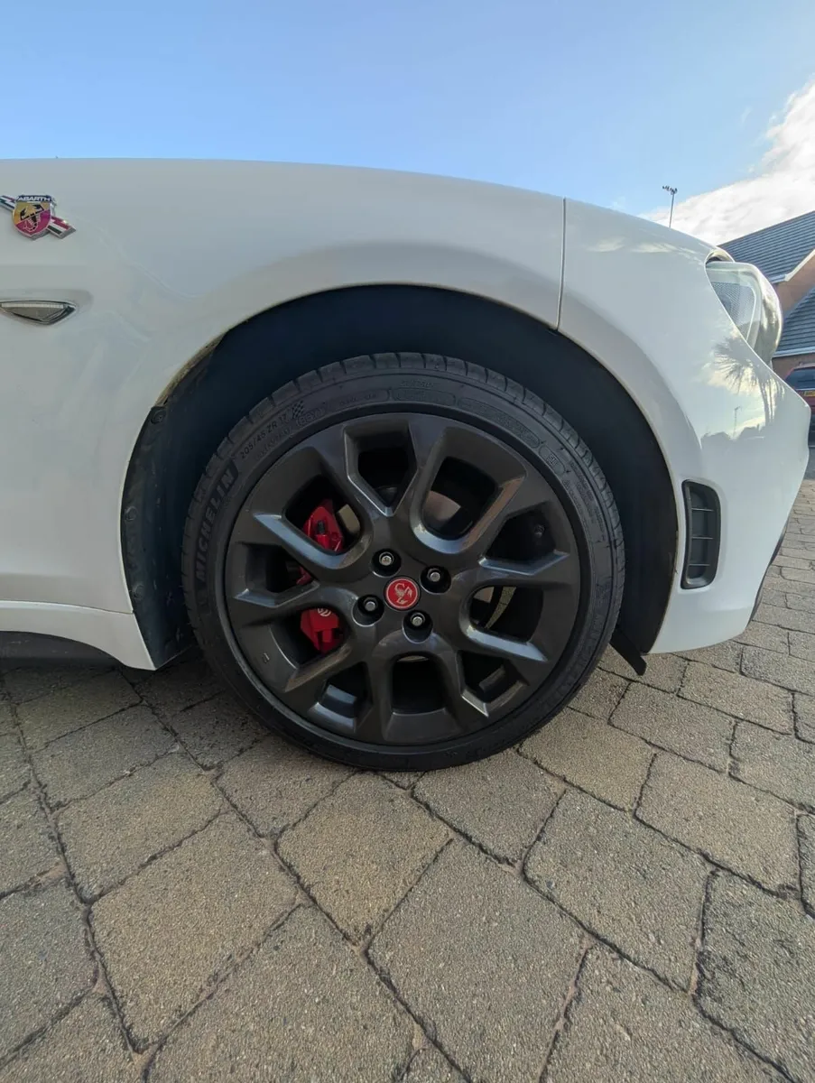 Abarth 124 Spider 2018 - Image 2