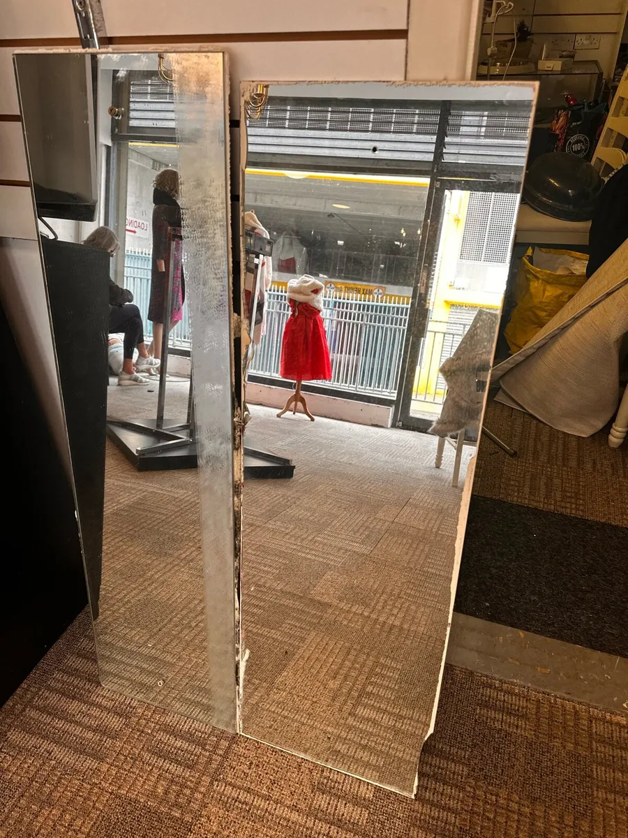 Mirror - Image 1