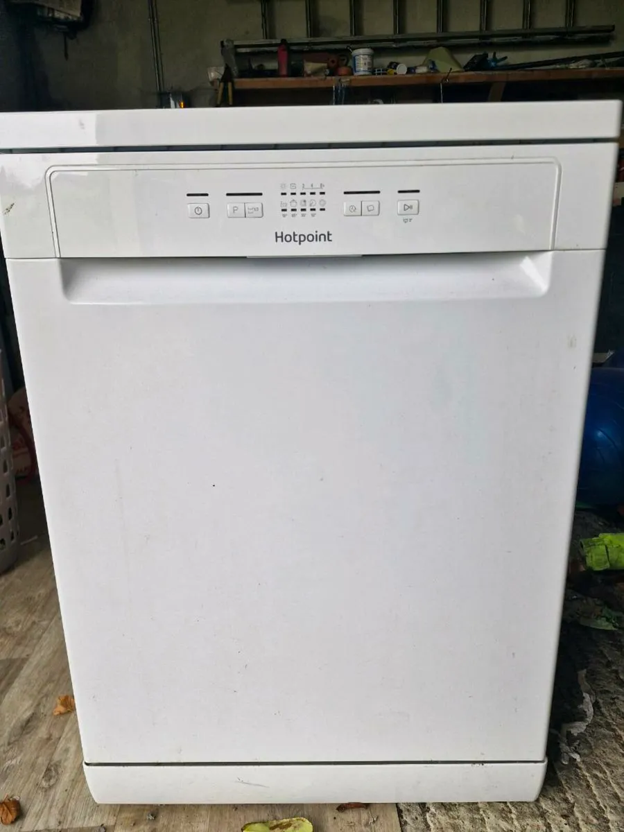Hotpoint Dishwasher - Image 1