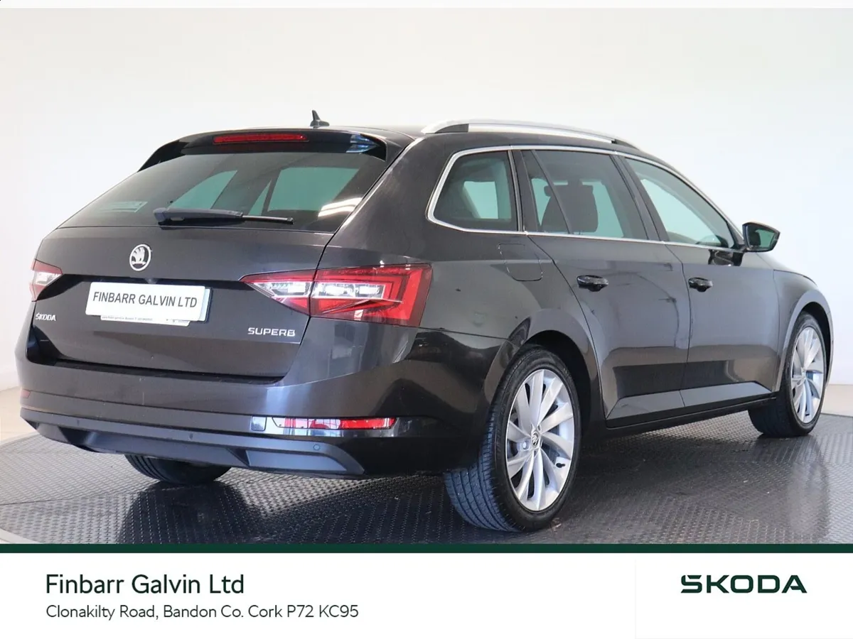 Skoda Superb COMBI 2.0 TDI 150 BHP - Image 3
