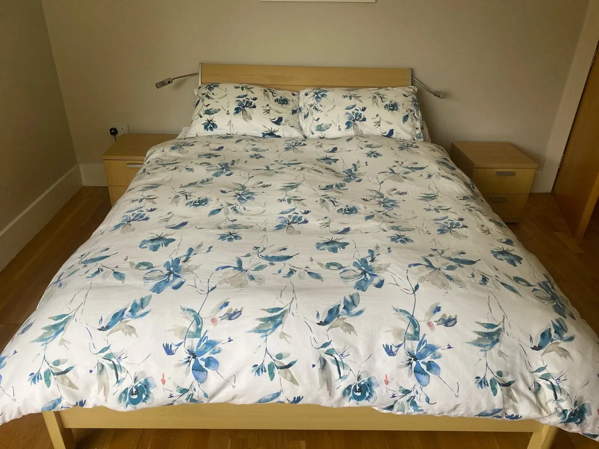 Bed - Image 1