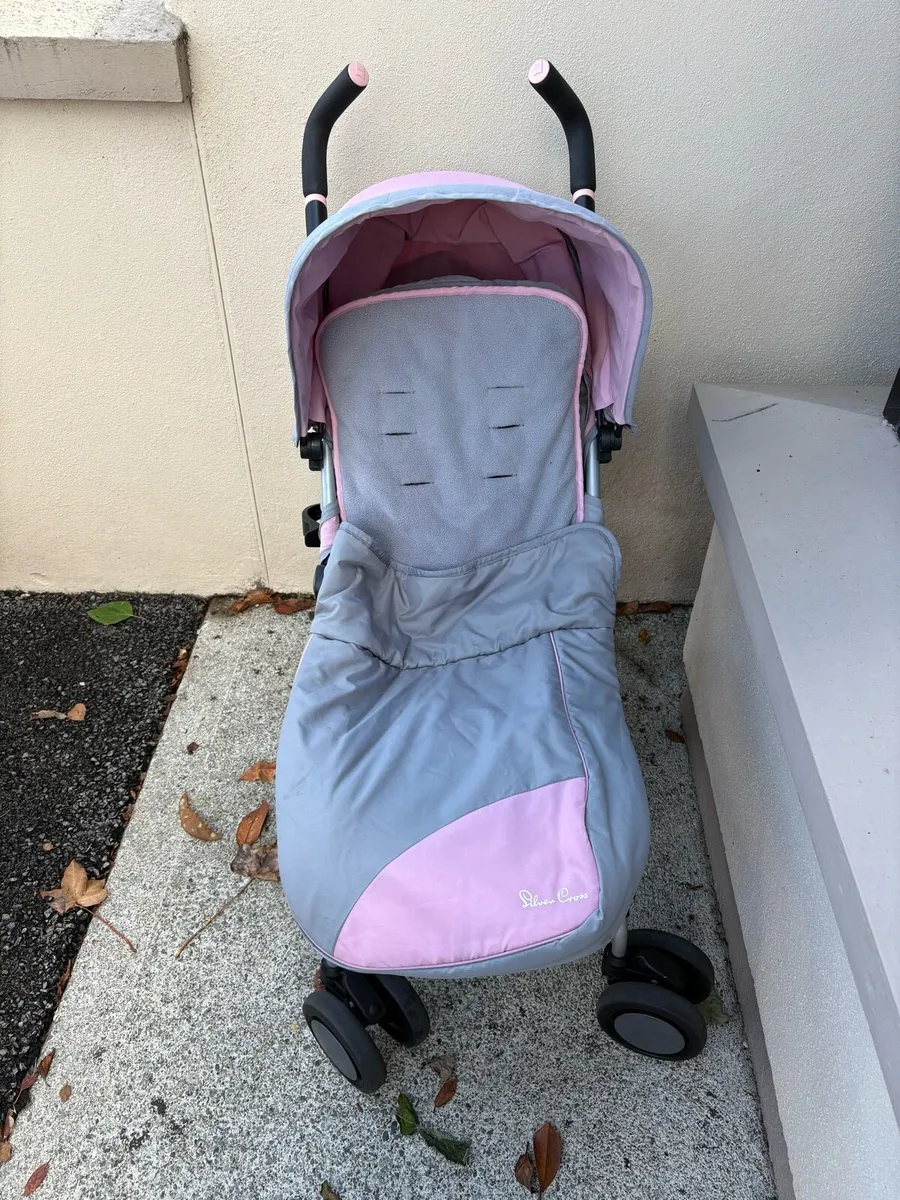 Stroller - Image 3