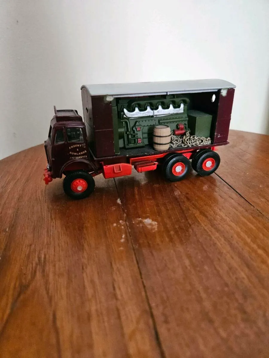 Corgi Circus Fair Ground Code3 Truck - Image 2