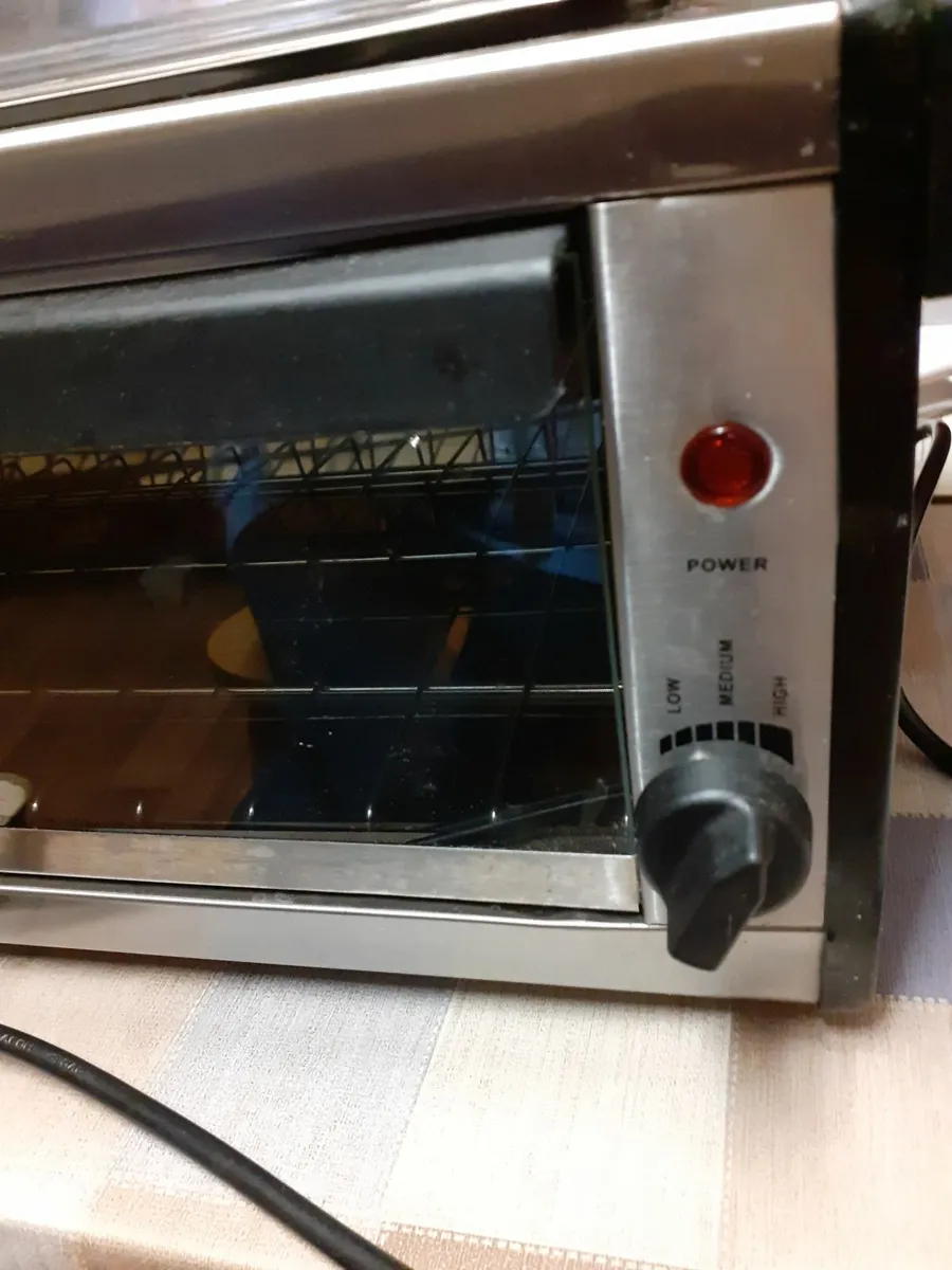 Gourmet Buffet Station & Plate Warmer - Image 4