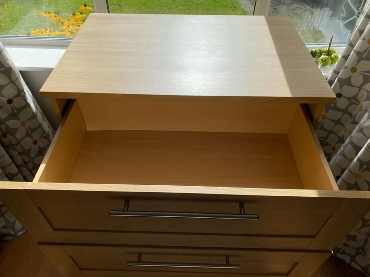 chest of drawers - Image 2