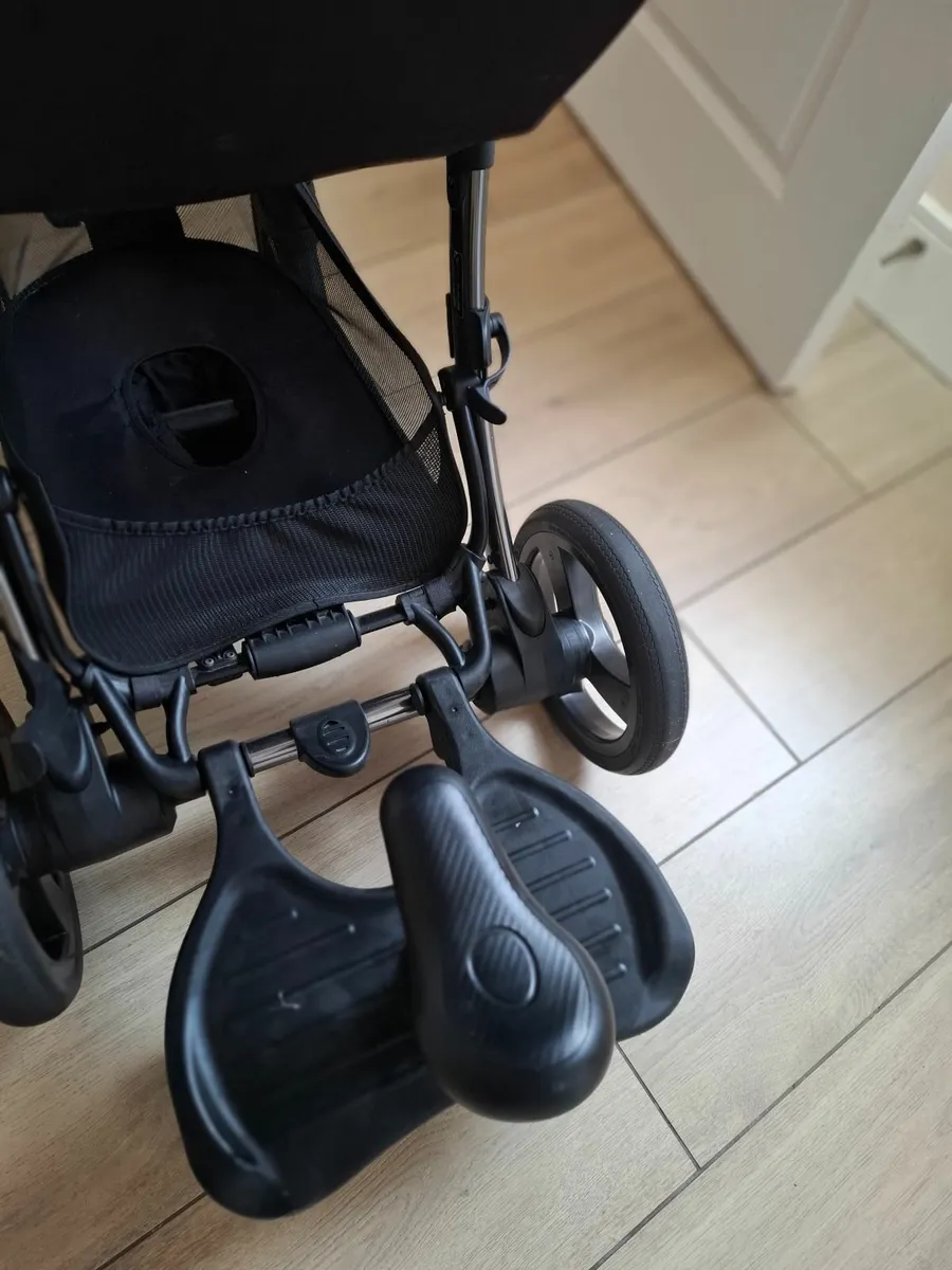 EGG Toddler seat and board - Image 3