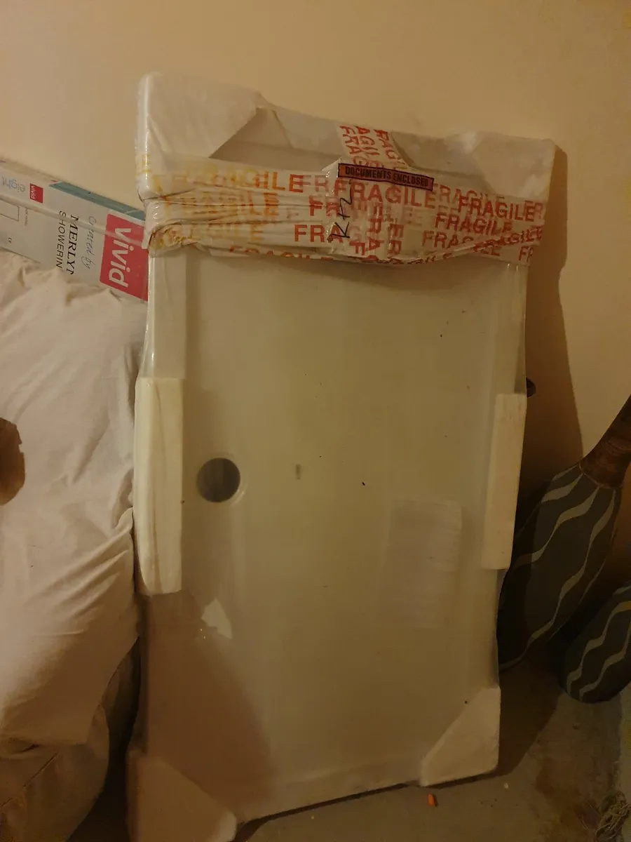New Shower enclosure and tray - Image 3
