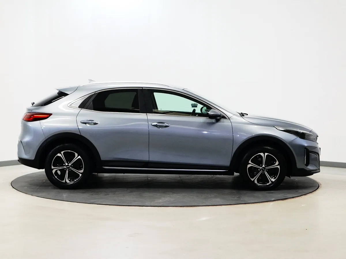 Kia XCeed 2023 - Image 3