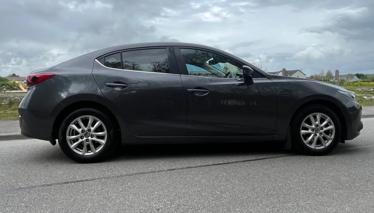 Mazda 3 2.2 #READ AD# - Image 3