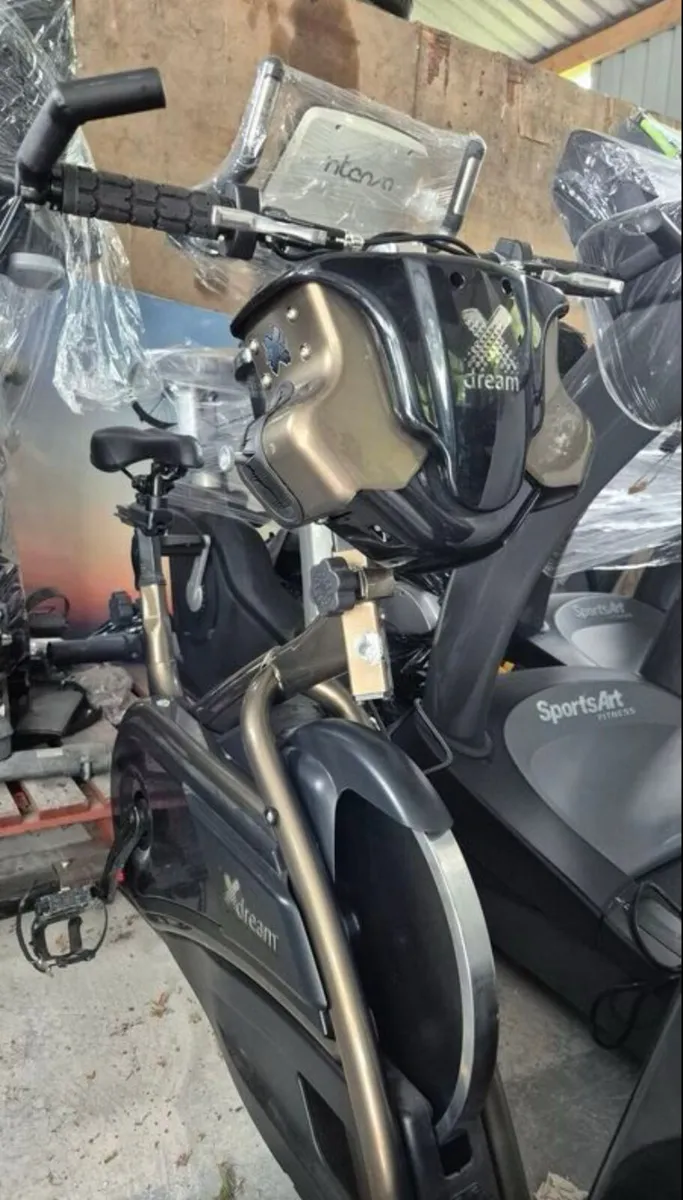 2 TRIXTER X DREAM INTERACTIVE BIKES LIKE NEW - Image 2