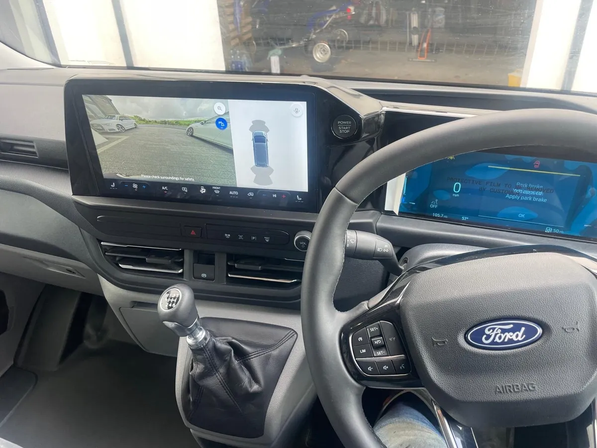 2025 Ford Transit Custom - Image 3