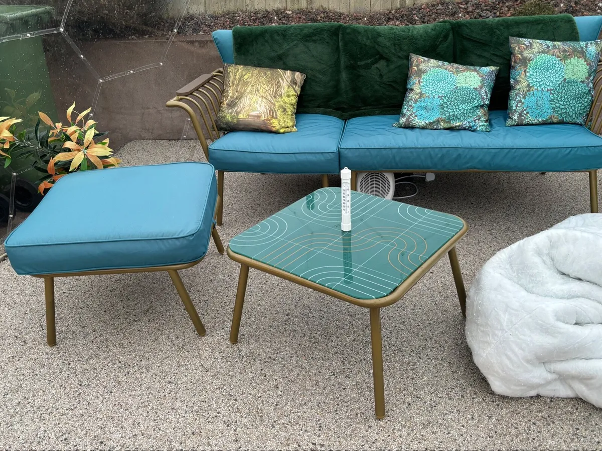 Patio furniture set - Image 2