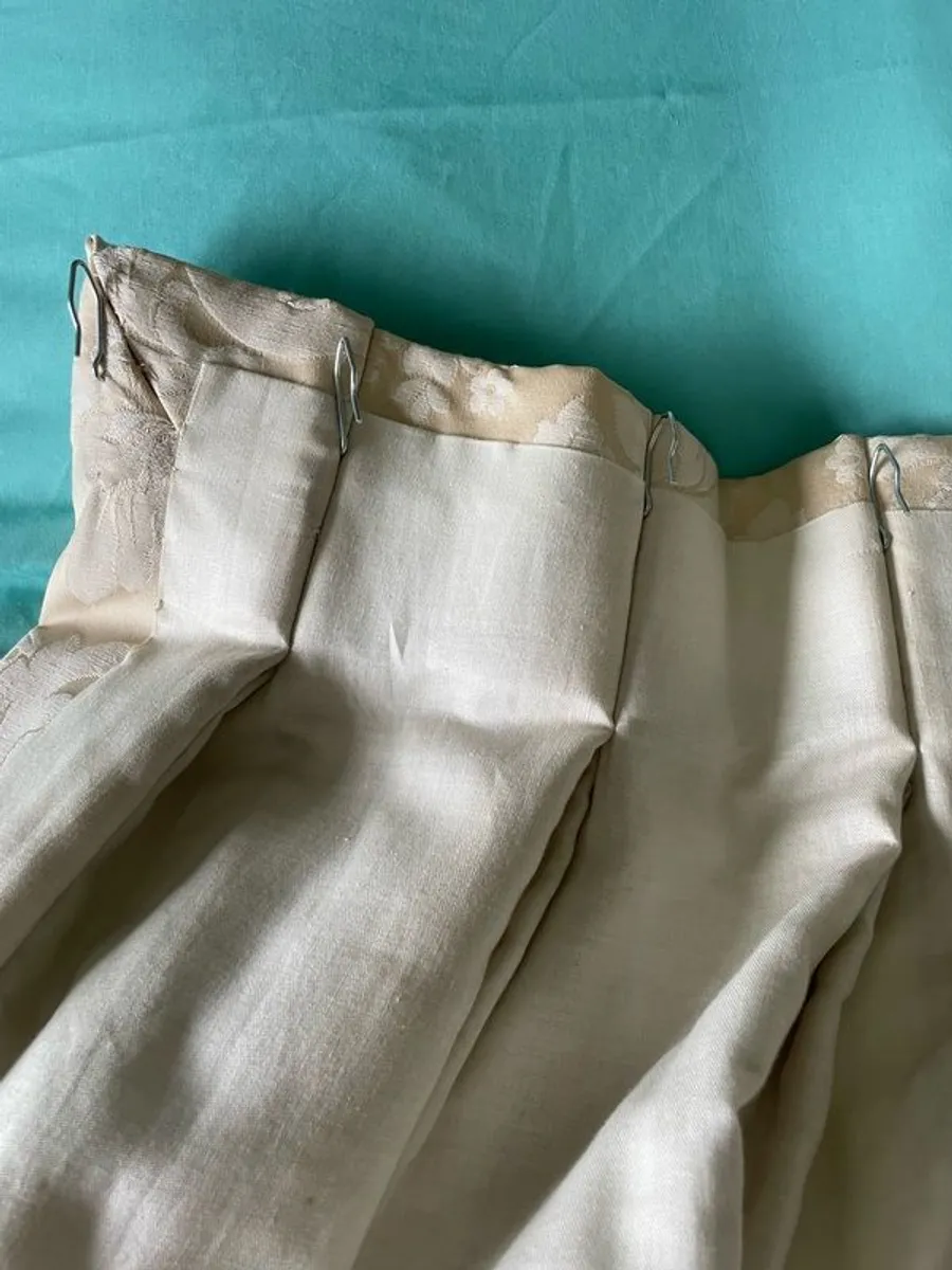 curtains - Image 3