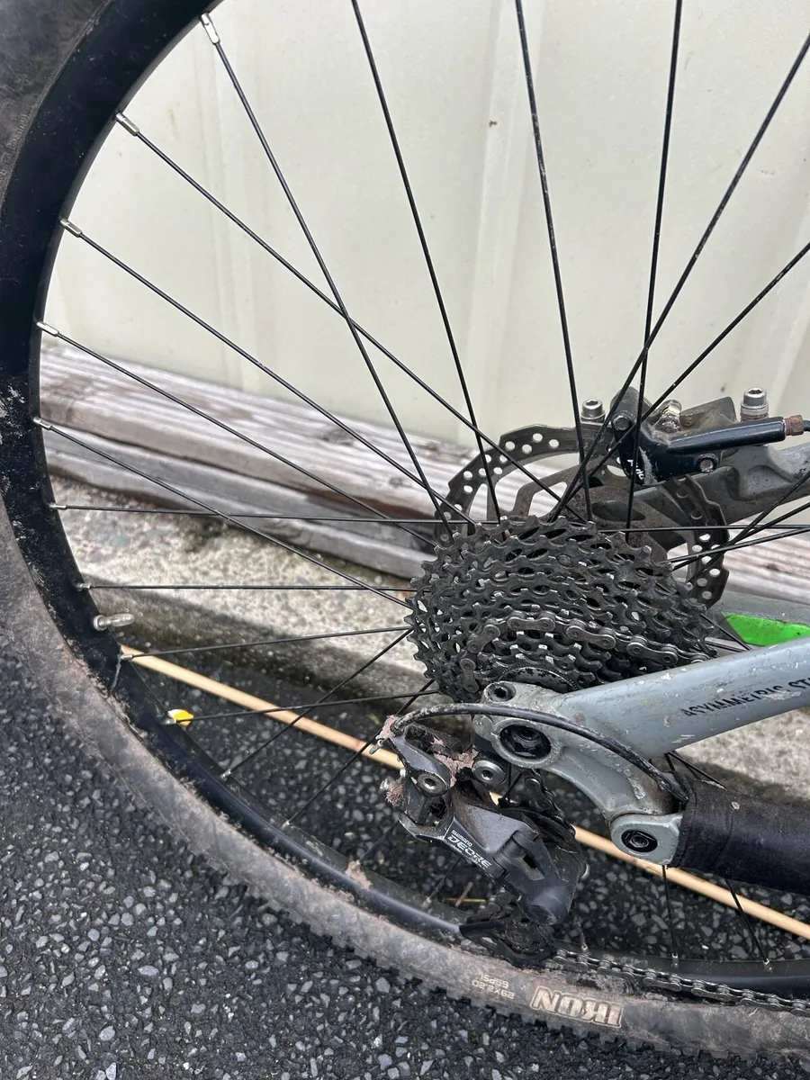 Canyon mountain bike - Image 4