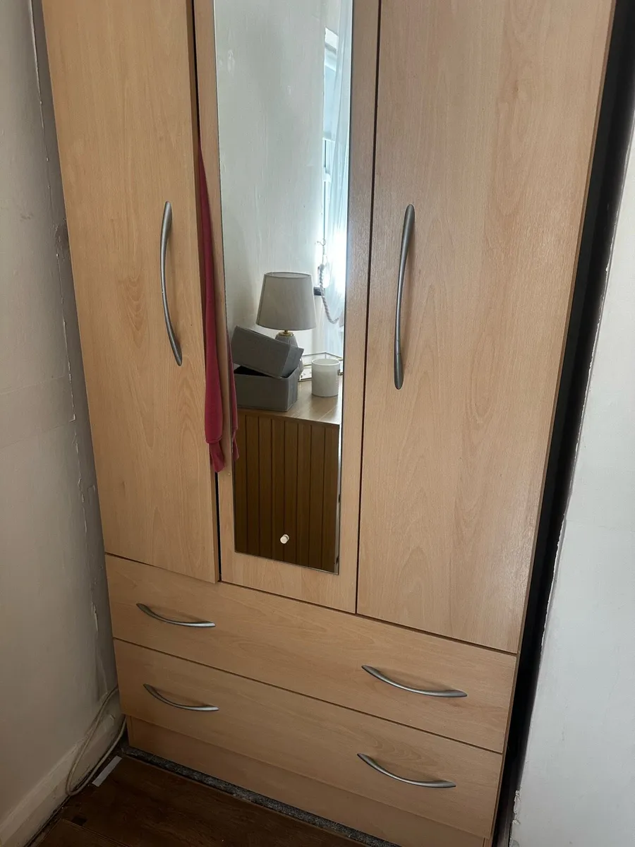 Wardrobe with Mirror - Image 1