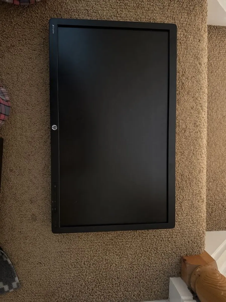 2 Monitors - Image 3