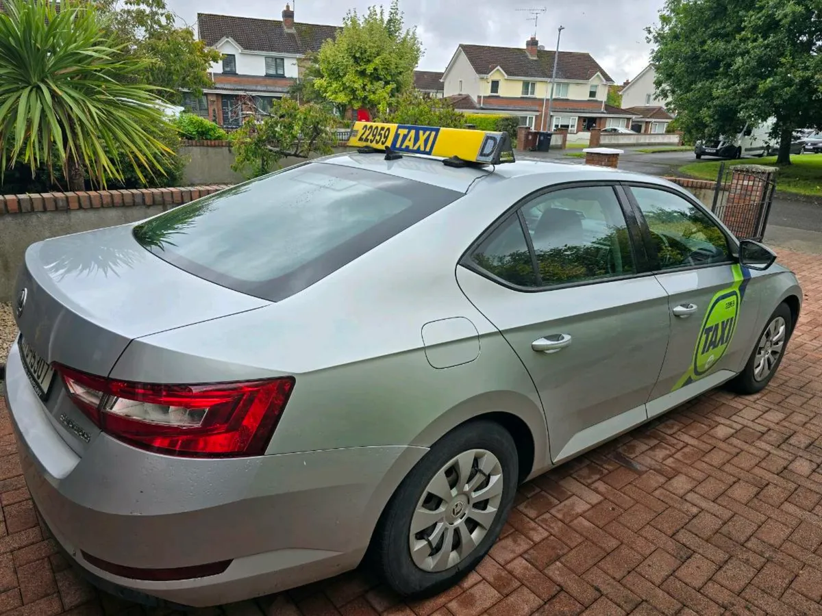 Taxi for rent - Image 3