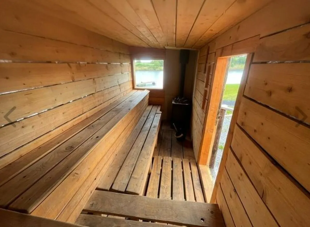 Mobile Rustic Sauna for 12 - Image 1