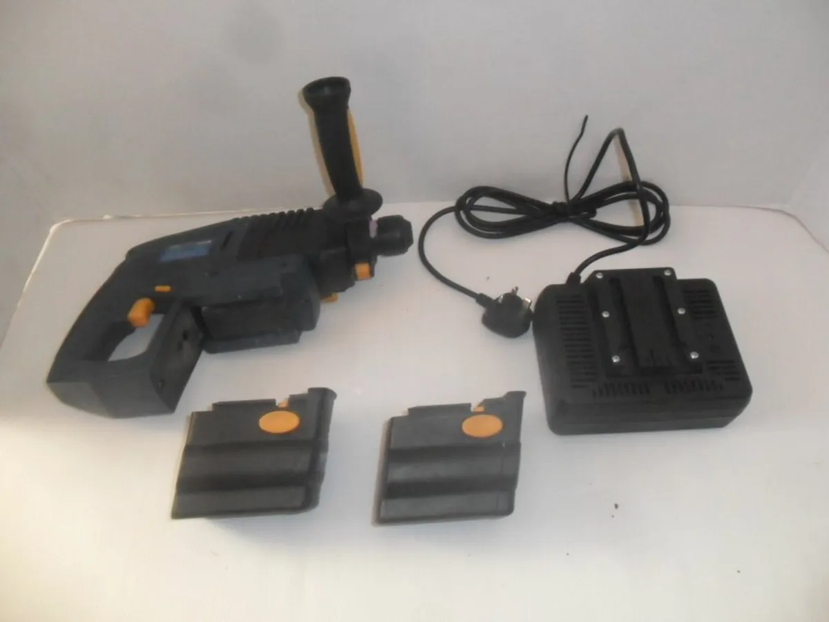 Power craft 24v SDS plus hammer drill - Image 3