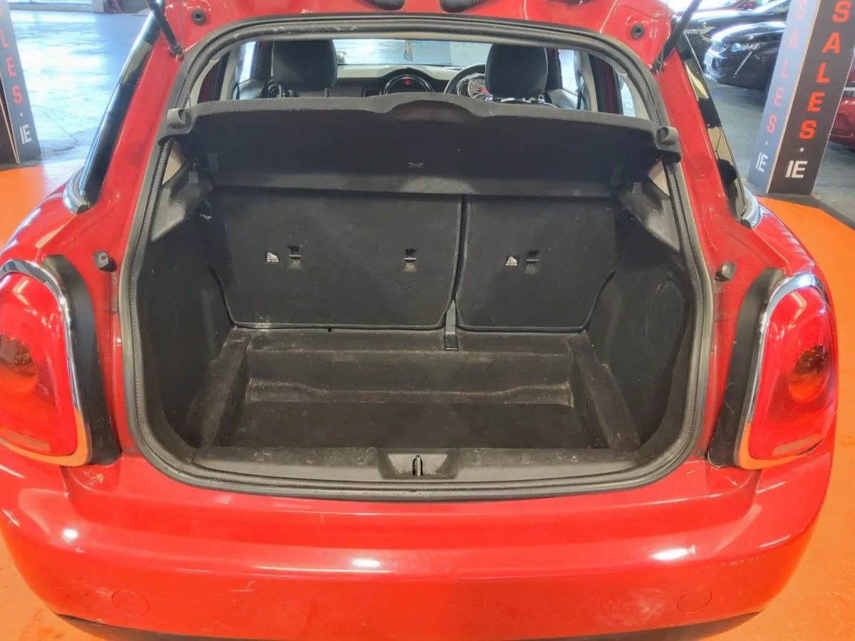 MINI One ONE 1.2 5 DR - Image 4