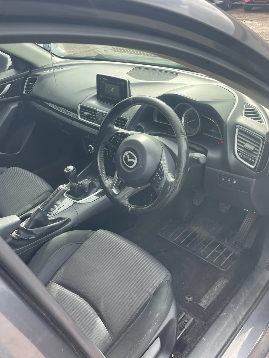 Mazda Mazda3 2014 - Image 3