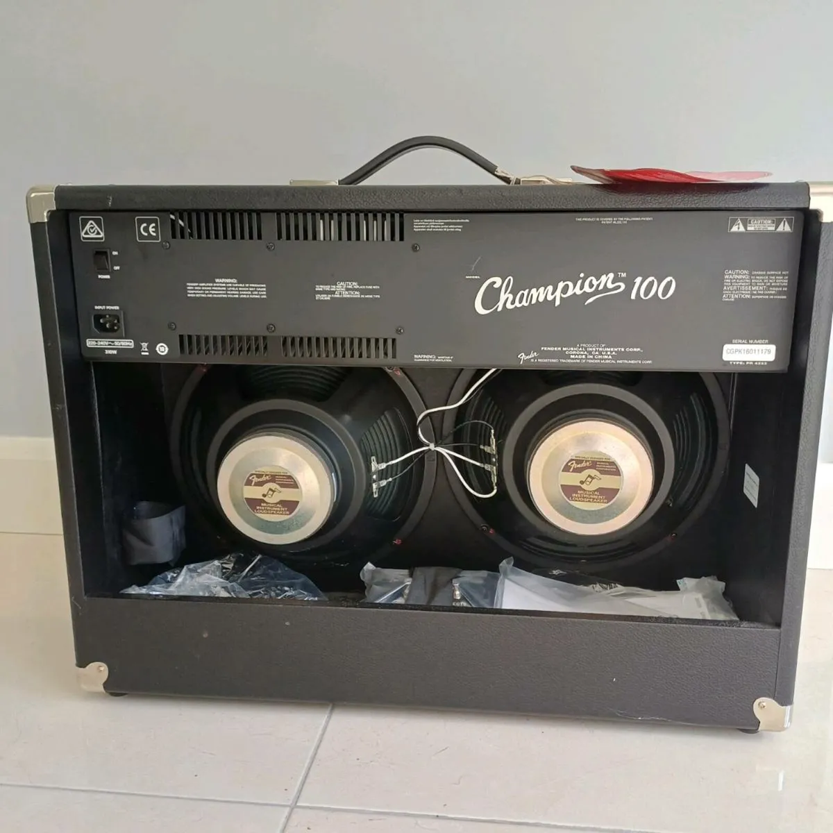 Fender Champion 100 Guitar Combo w/ Effects - Image 4