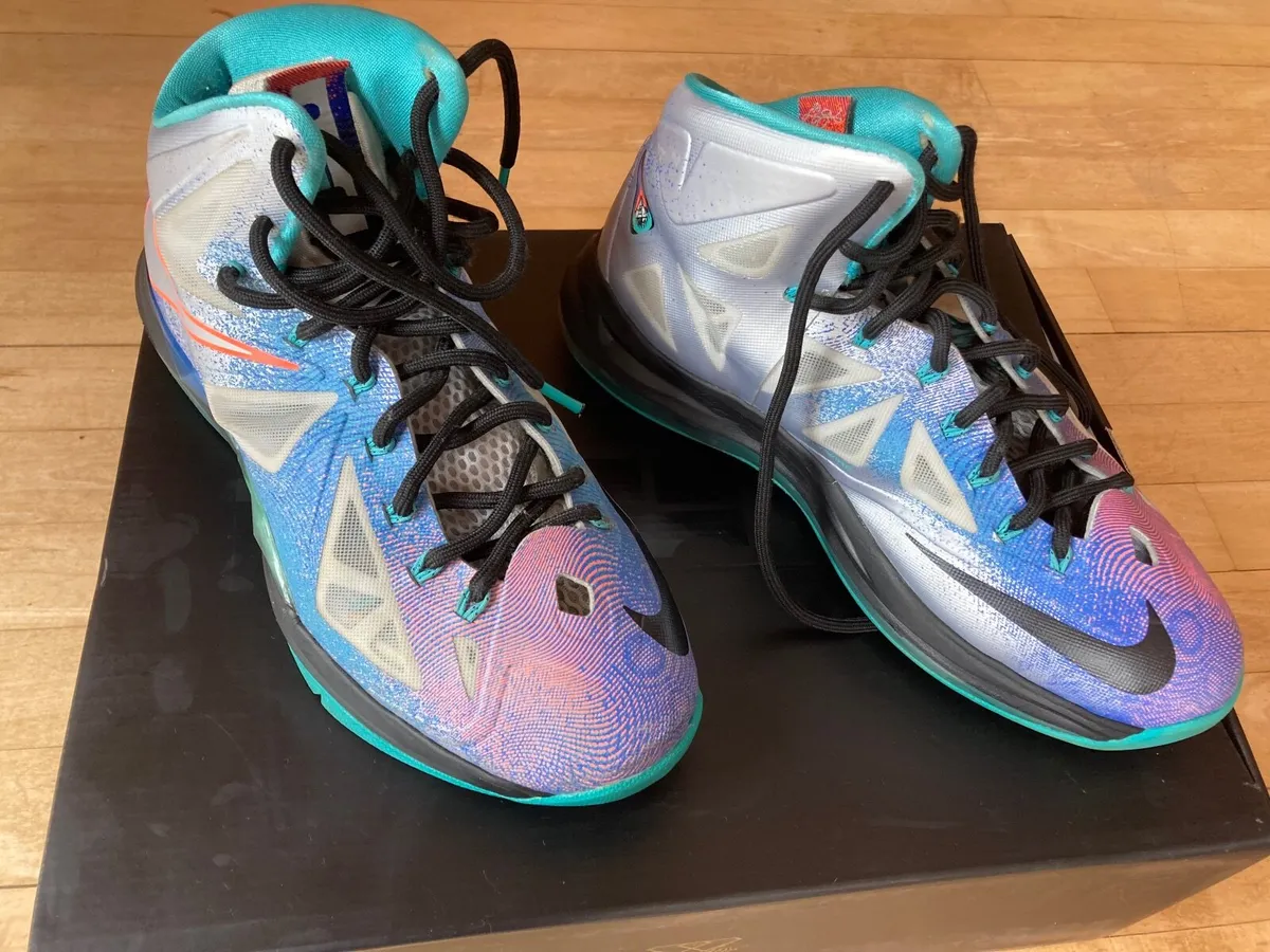 Nike Le Bron 10 Basketball Boots - Image 1