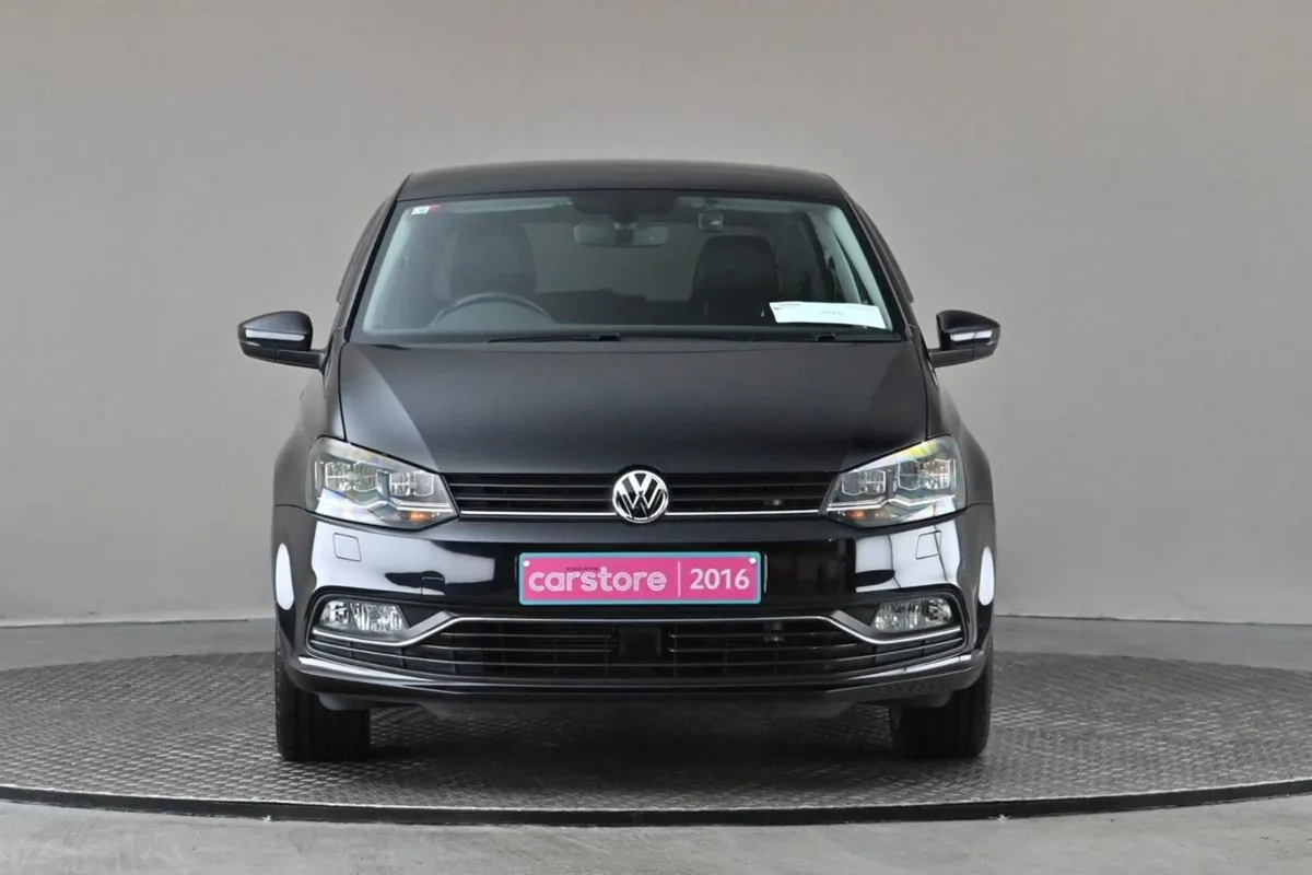 Volkswagen Polo 1.2 TSI DSG Highline  leather and - Image 2