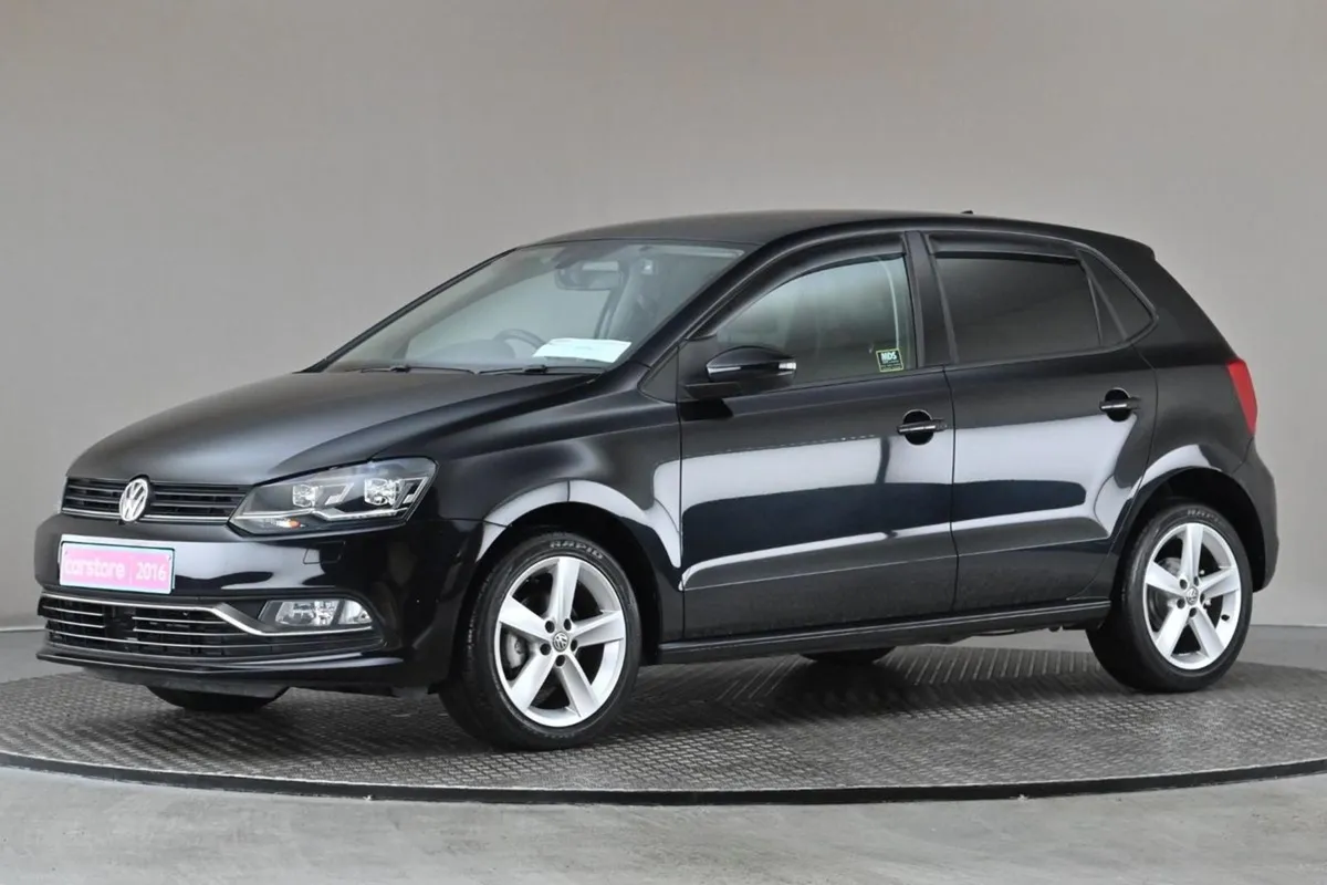 Volkswagen Polo 1.2 TSI DSG Highline  leather and - Image 4