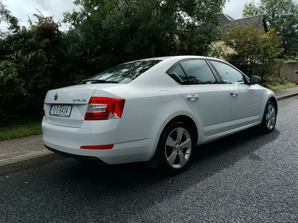 Skoda Octavia Style 1.2tsi 110HP 4DR - Image 3