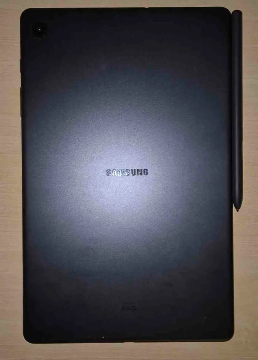 Samsung Galaxy Tab S6 Lite with Keyboard & Case - Image 4