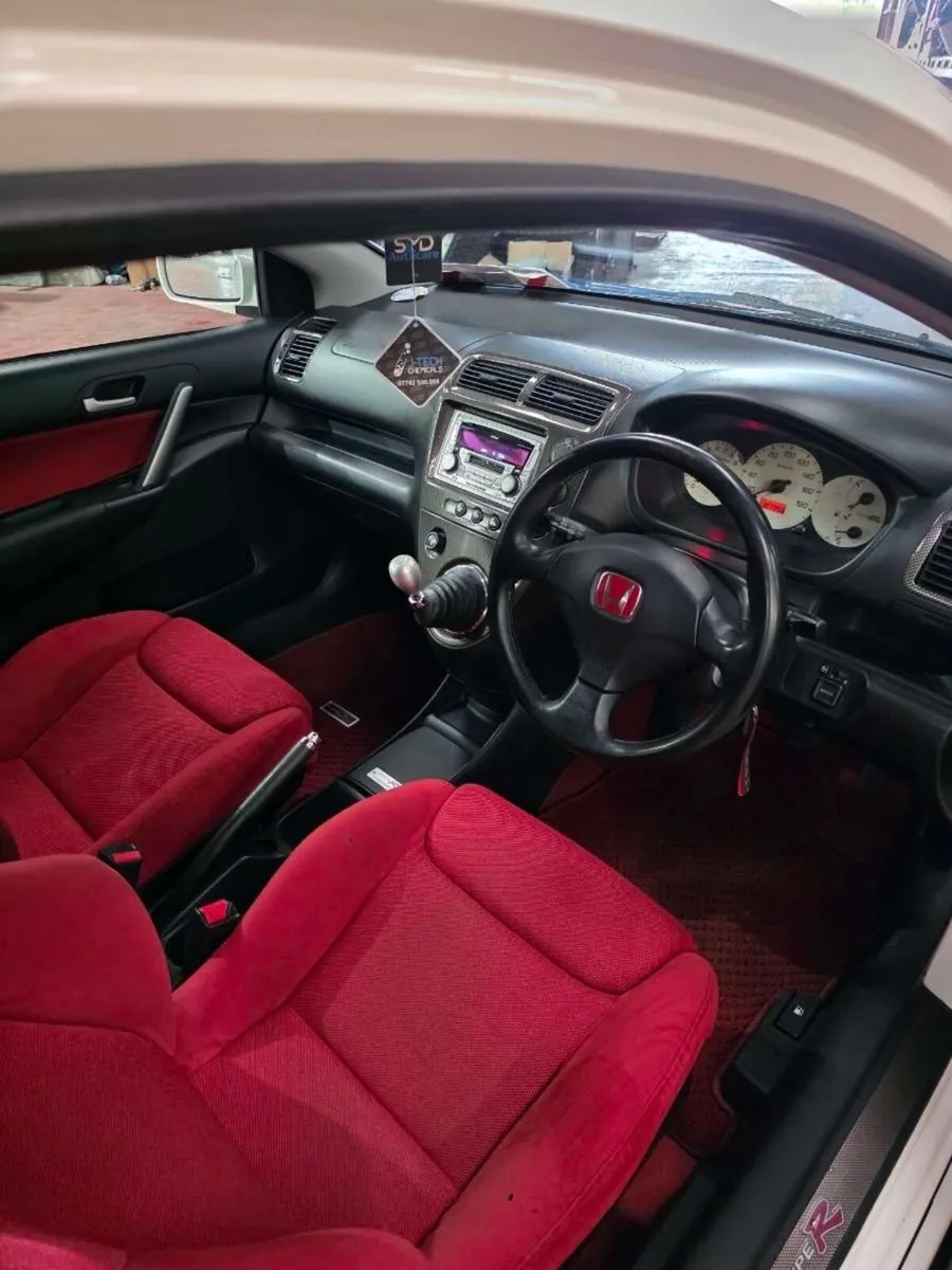 Honda Civic 2003 - Image 4