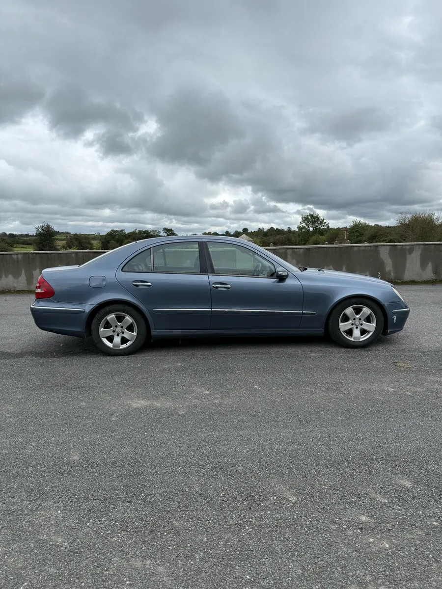 Mercedes E320 Elegance - Image 4