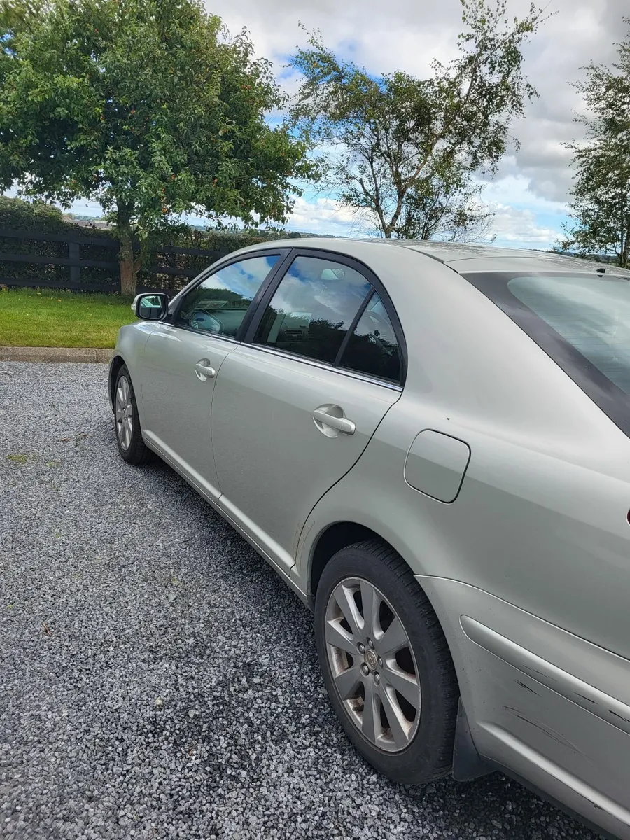 Toyota Avensis 2009 - Image 4