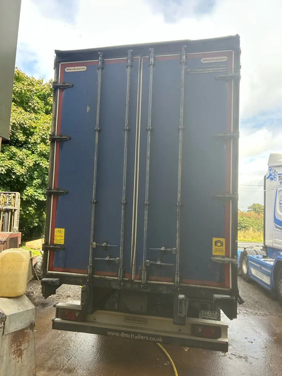Curtainsider - Image 3