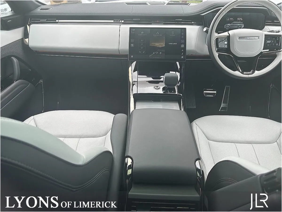 Land Rover Range Rover Sport SWB 3.0 I6 Phev SE - Image 4