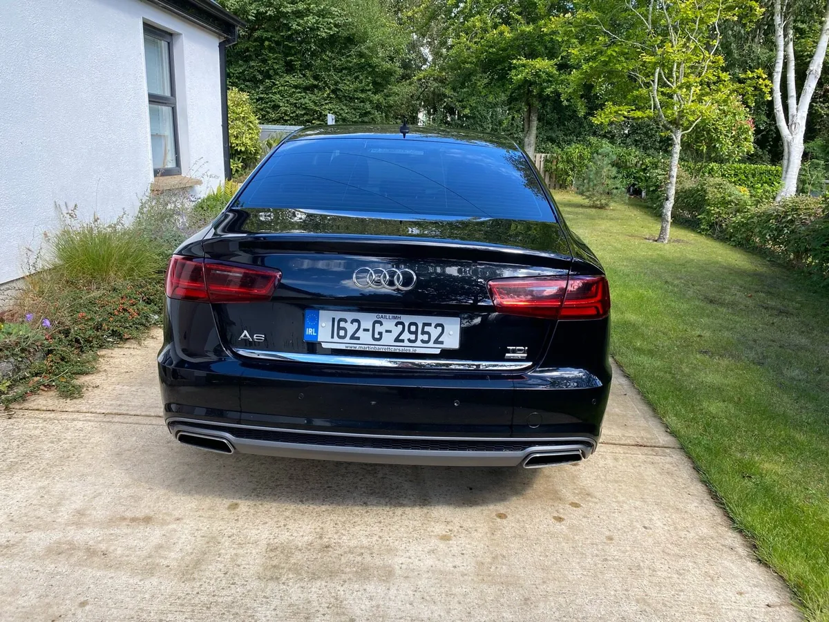 Car - Image 4