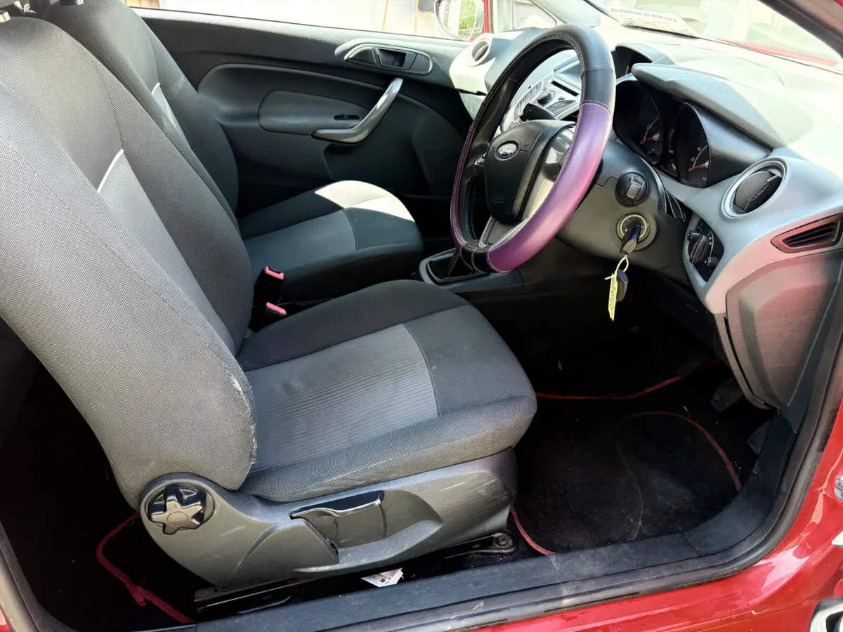 2011-Ford Fiesta 1.25 -3 door Style - Image 3