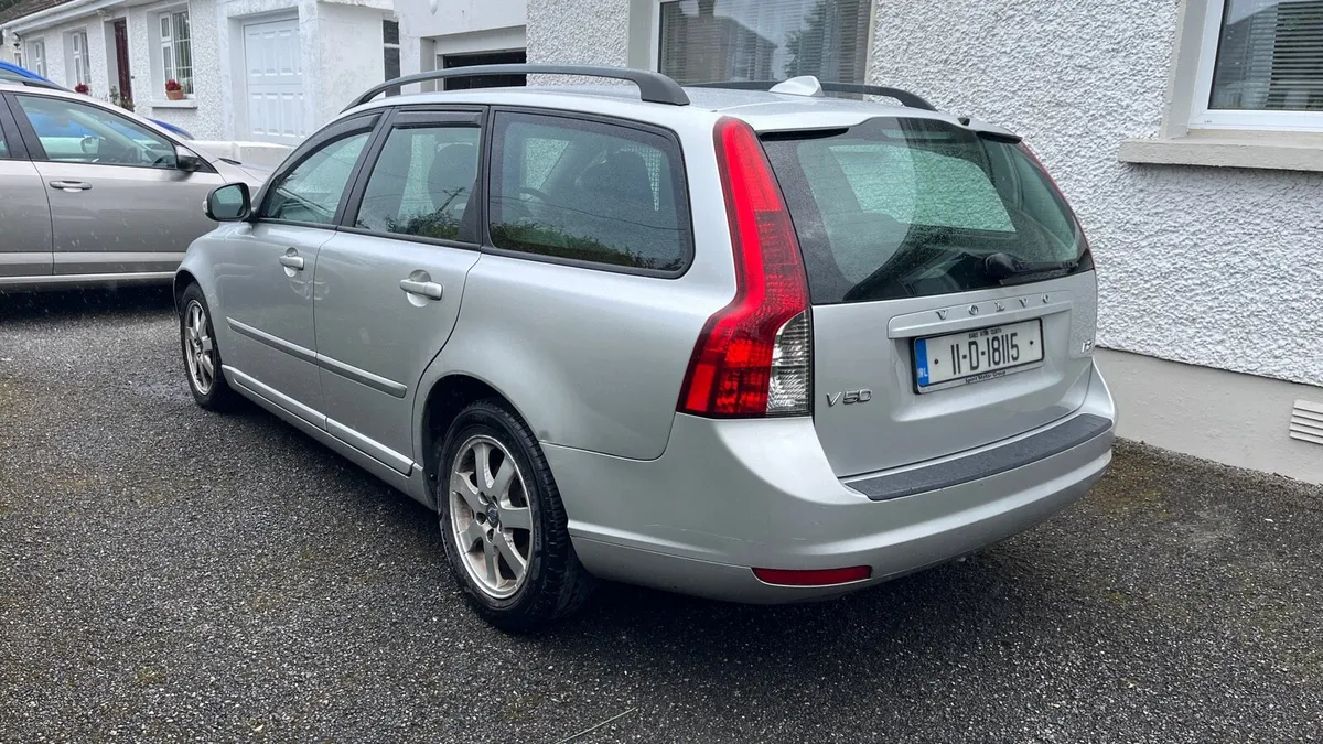 Volvo V50 1,6 d, very good condition - Image 3