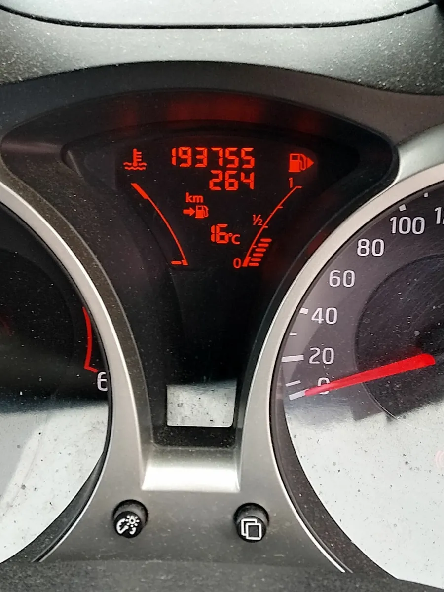 Nissan Juke 2011 - Image 1