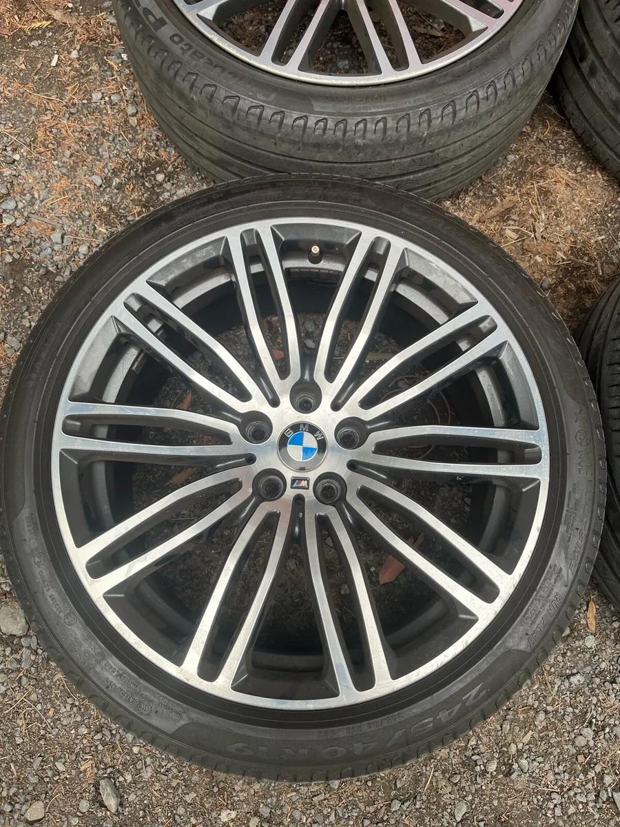 19’ Genuine BMW M Sport 5x112 alloy wheels - Image 3