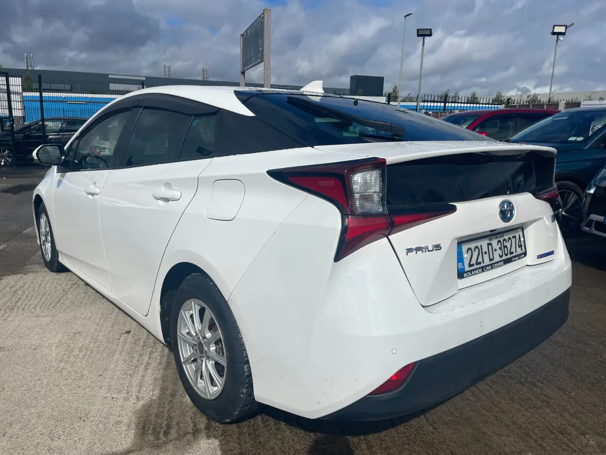 2022 Toyota Prius Hybrid 1.8 Automatic 5dr Model - Image 3
