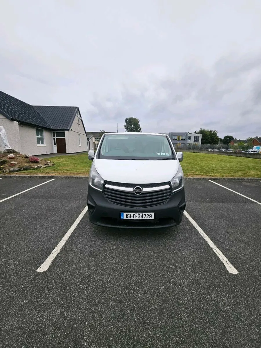 Opel vivario - Image 1
