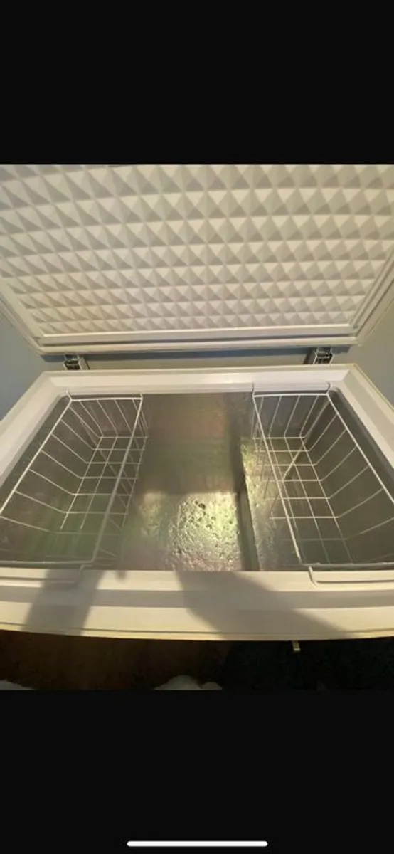 fridge and freezer - Image 2