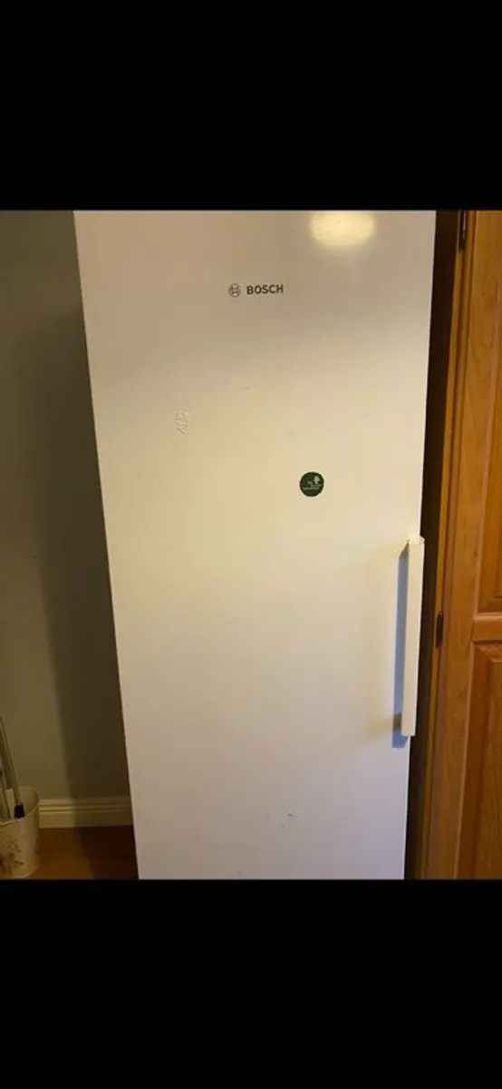 fridge and freezer - Image 3