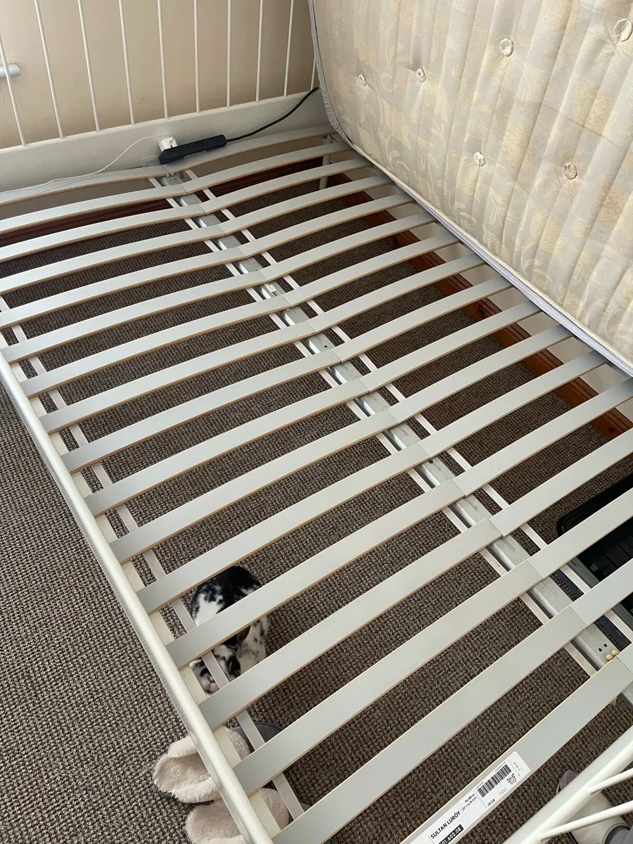 Bed frame - Image 3