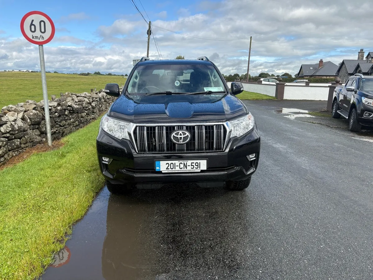 2020 Toyota landcruiser swb - Image 2