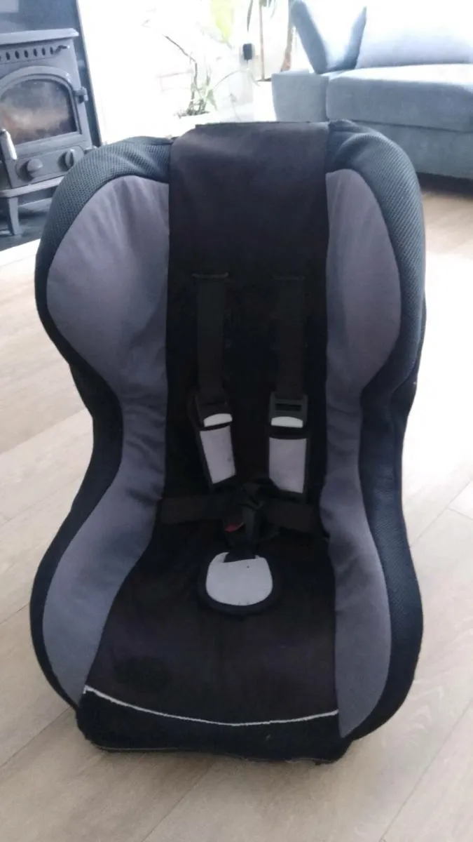 Car seat For Free - Image 1