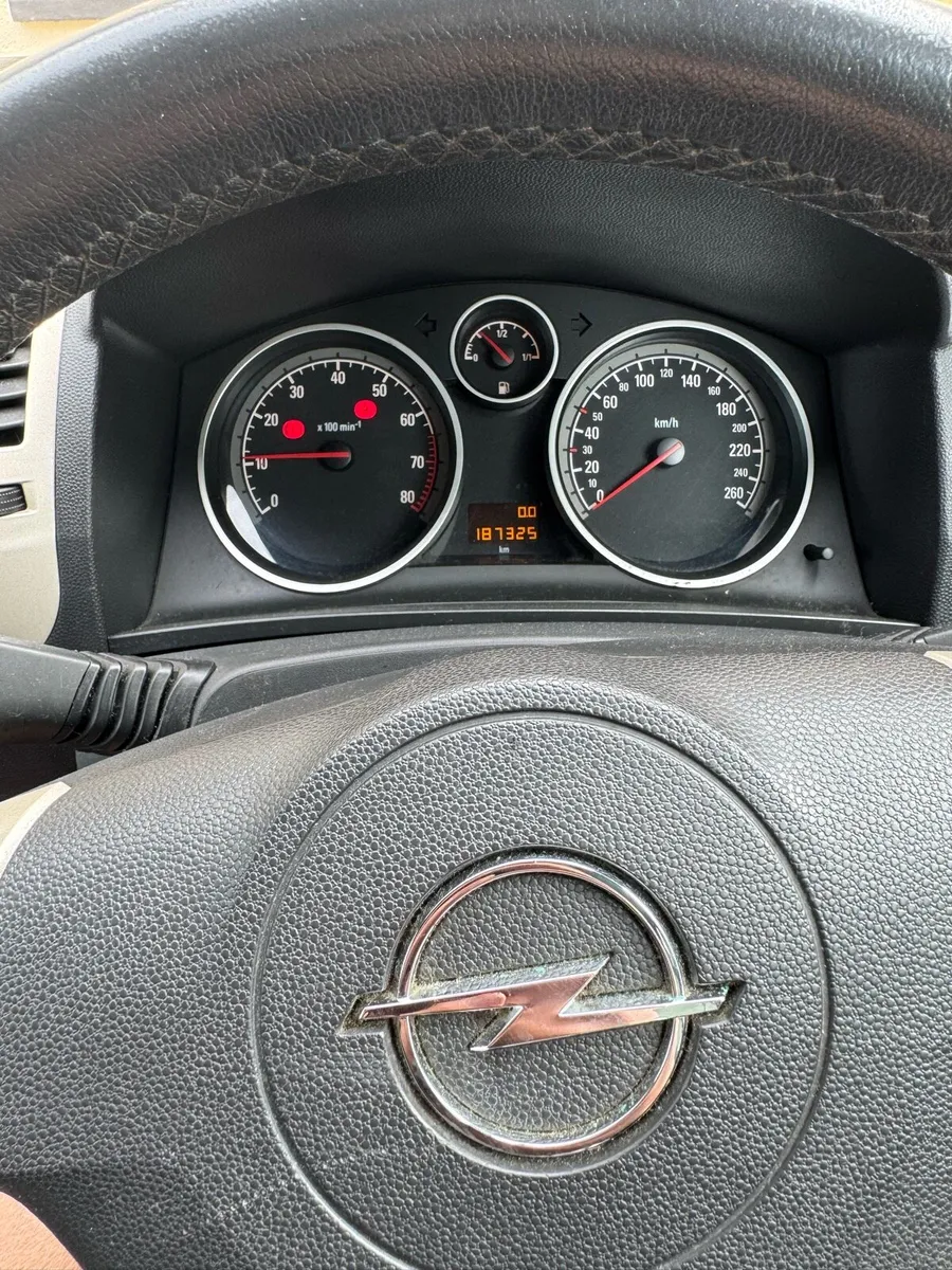 Opel Zafira Club 2008 - Image 4
