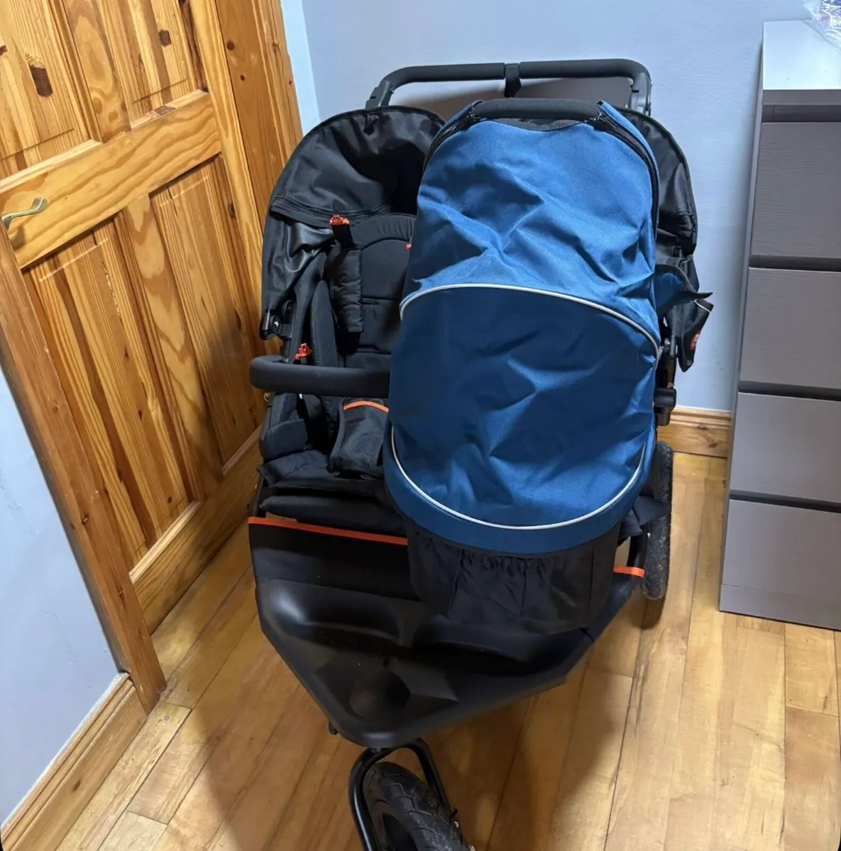 Out and about double carry cot + adapter - Image 2